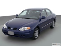 2000 Hyundai Elantra Reviews, Insights, and Specs | CARFAX