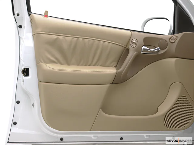 2000 Saturn L-Series Inside of driver's side open door, window open