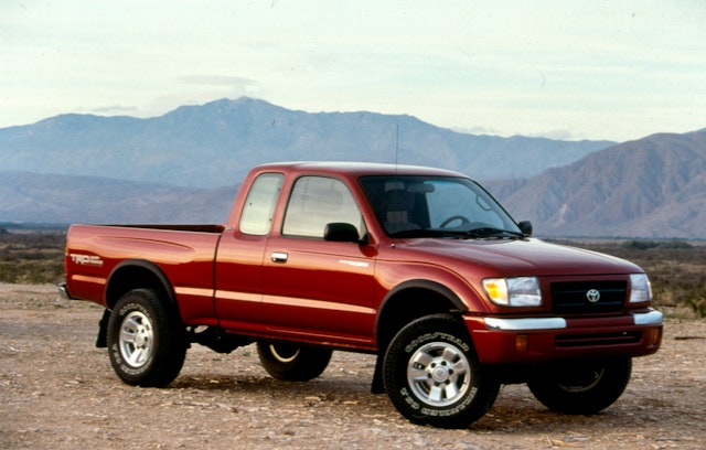 2000 Toyota Tacoma Review | CARFAX Vehicle Research