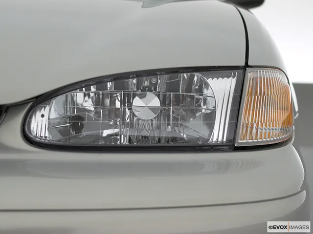 2001 Chevrolet Prizm Drivers Side Headlight
