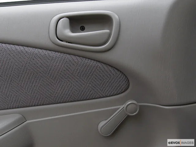 2001 Chevrolet Prizm Driver's side inside window controls