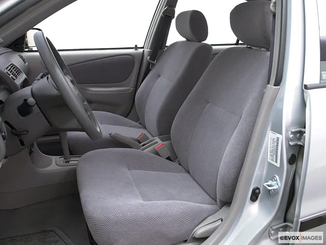 2001 Chevrolet Prizm Front seats from Drivers Side