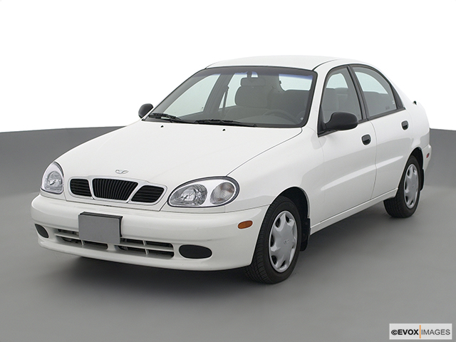 2001 Daewoo Lanos Review, Pricing, and Specs | CARFAX