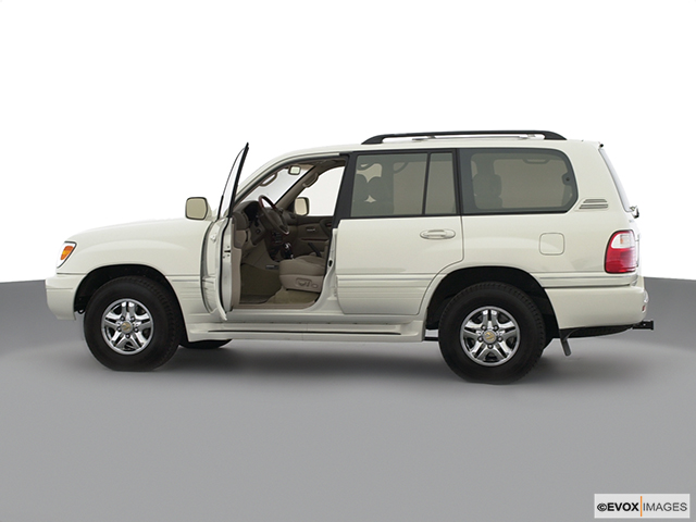 2001 Lexus LX Review, Pricing, and Specs | CARFAX