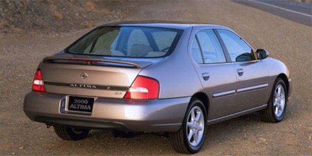 2001 Nissan Altima Review 