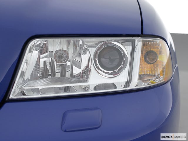 2002 Audi S4 Drivers Side Headlight