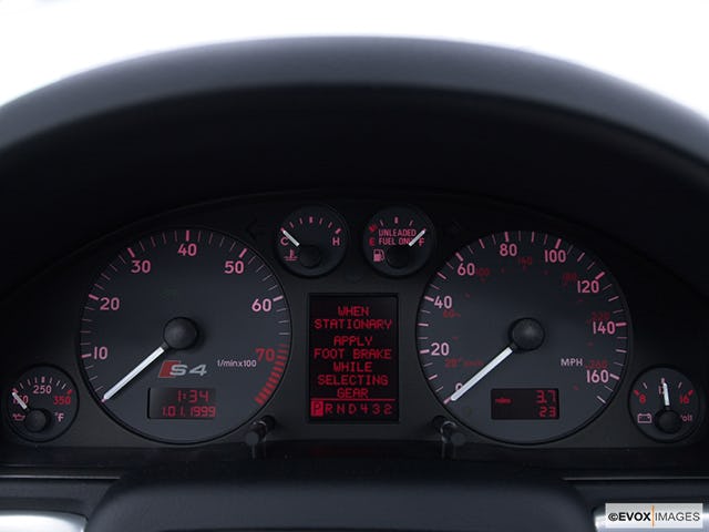 2002 Audi S4 Speedometer/tachometer