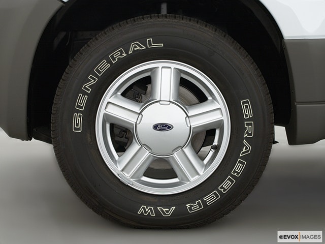 2003 Ford Escape Tire Size P225 70r15 Xls