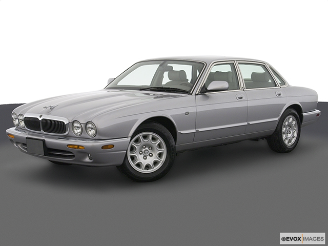 2003 Jaguar XJ Review, Pricing, and Specs | CARFAX