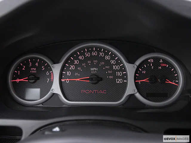 2003 Pontiac Aztek Review, Pricing, and Specs | CARFAX