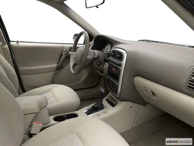 2003 Saturn L-Series Review, Pricing, and Specs | CARFAX