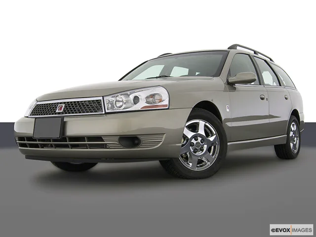 2004 Saturn L300 Front angle view, low wide perspective