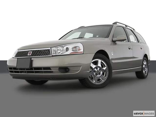 2004 Saturn L300 Front angle view, low wide perspective