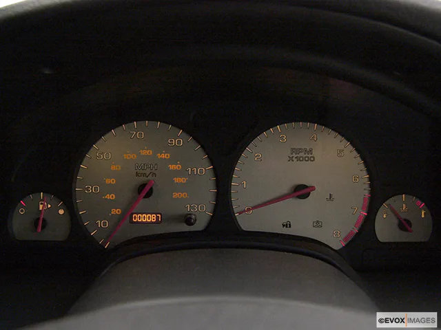 2004 Saturn L300 Speedometer/tachometer