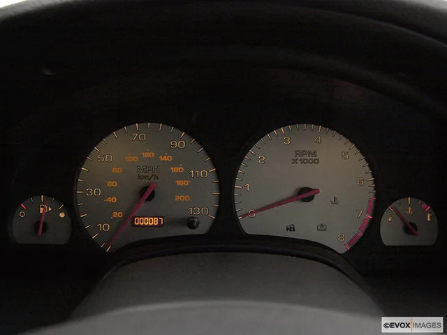 2004 Saturn L300 Speedometer/tachometer