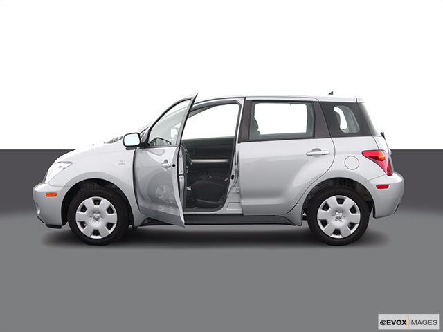 2004 Scion xA Review, Pricing, and Specs | CARFAX