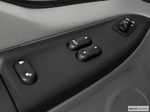 2005 Ford F-250 Super Duty Driver's side inside window controls