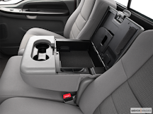 2005 Ford F-250 Super Duty Front center divider