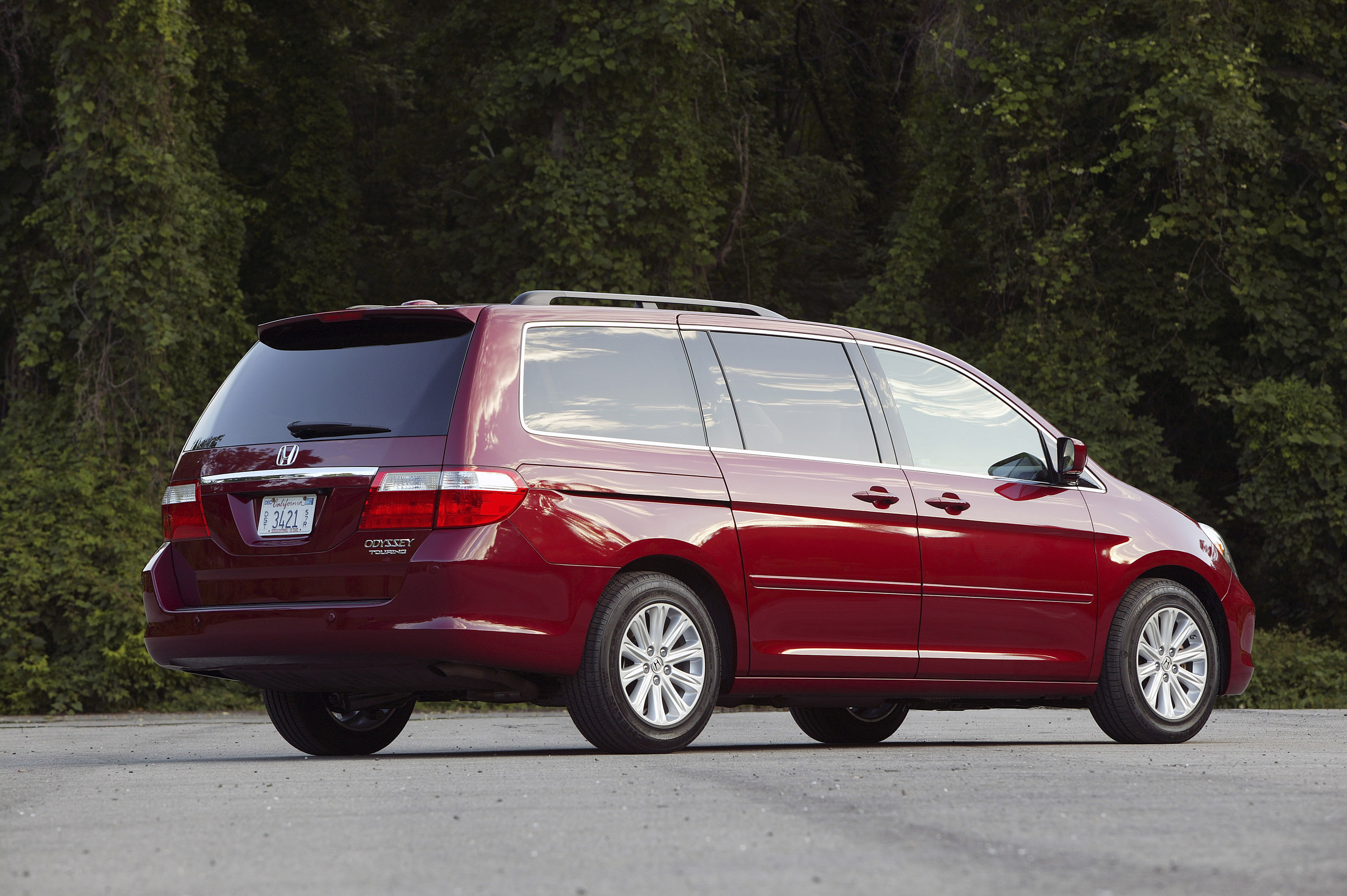 2005 Honda Odyssey Review, Pricing, and Specs | CARFAX