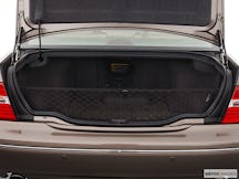 2005 Lexus LS 430 Trunk open