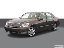 2005 Lexus LS 430 Front angle medium view
