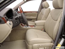 2005 Lexus LS 430 Front seats from Drivers Side