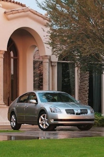 2005 Nissan Maxima Price, Value, Ratings & Reviews