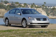 2005 Nissan Maxima Price, Value, Ratings & Reviews