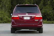 2006 Honda Odyssey Review, Pricing, and Specs CARFAX