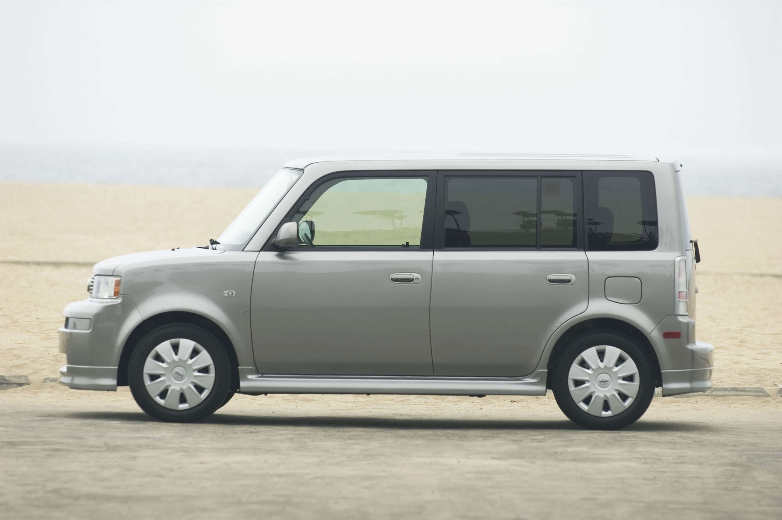 2006 Scion xB Review, Pricing, and Specs | CARFAX