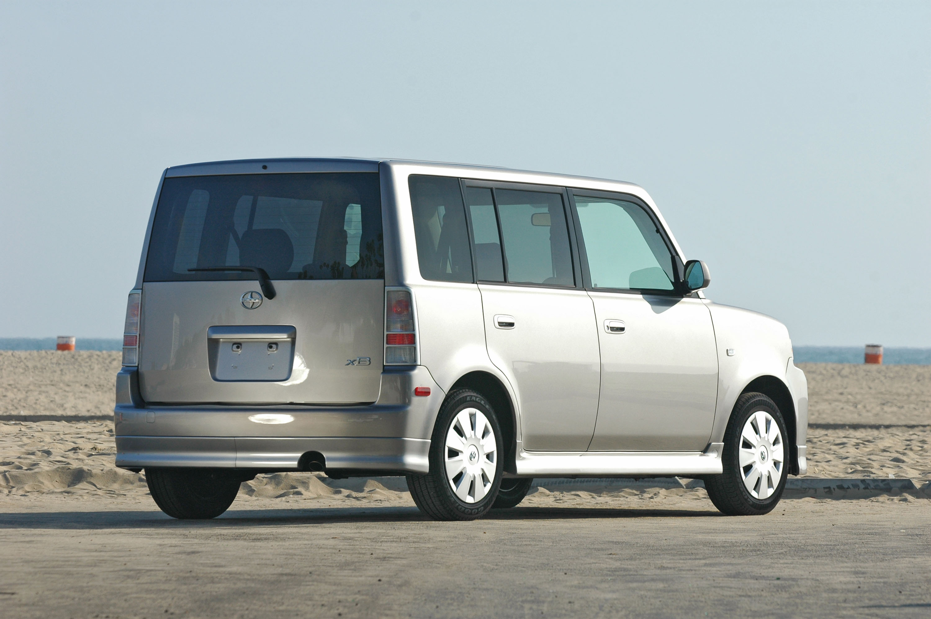 2006 Scion xB Review, Pricing, and Specs | CARFAX