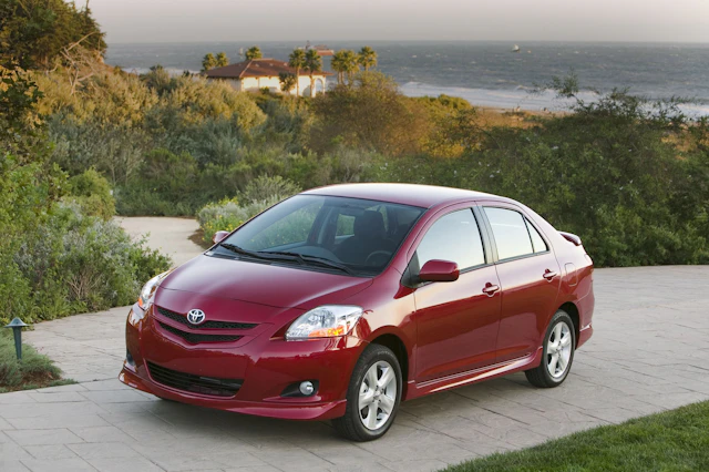 2007 Toyota Yaris Review | CARFAX Vehicle Research