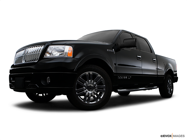 2008 Lincoln Mark LT Front angle view, low wide perspective