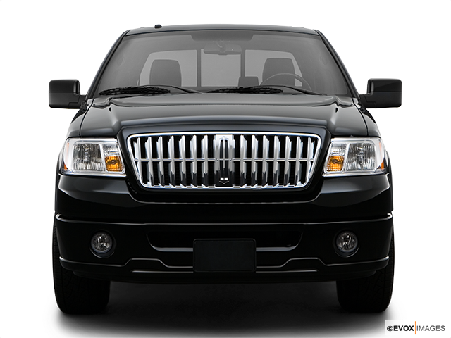 2008 Lincoln Mark LT Low/wide front