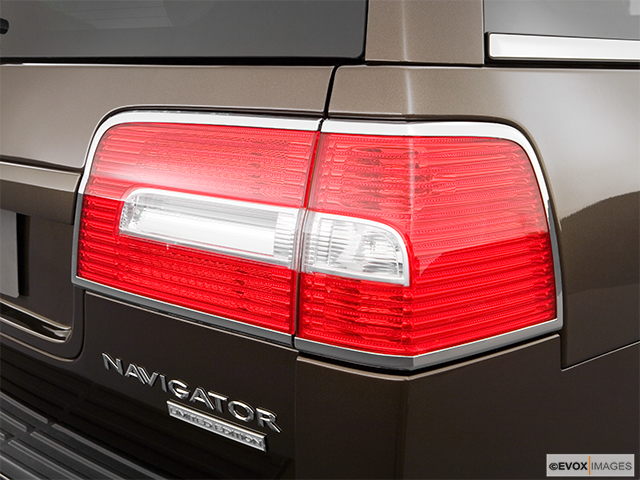 Navigator 2008 Rear 2008 Lincoln Navigator Vehicle