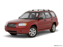 2008 Subaru Forester Front angle medium view