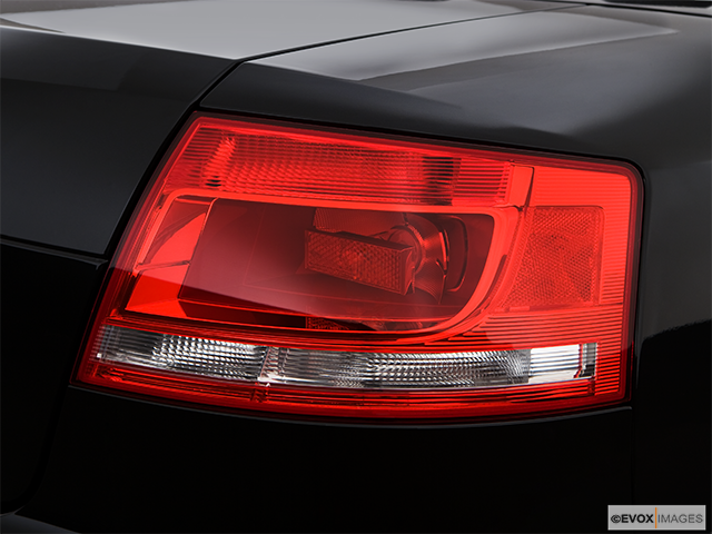 2009 Audi S4 Passenger Side Taillight