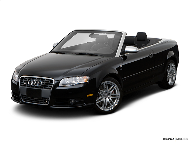 2009 Audi S4 Front angle view