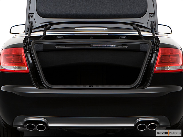 2009 Audi S4 Trunk open