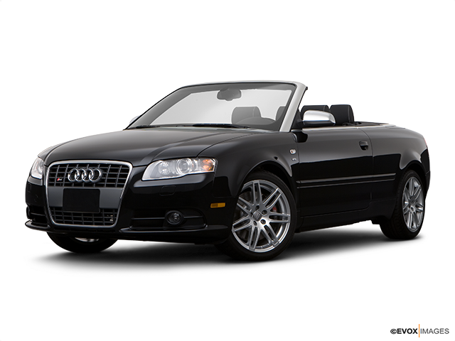 2009 Audi S4 Front angle medium view