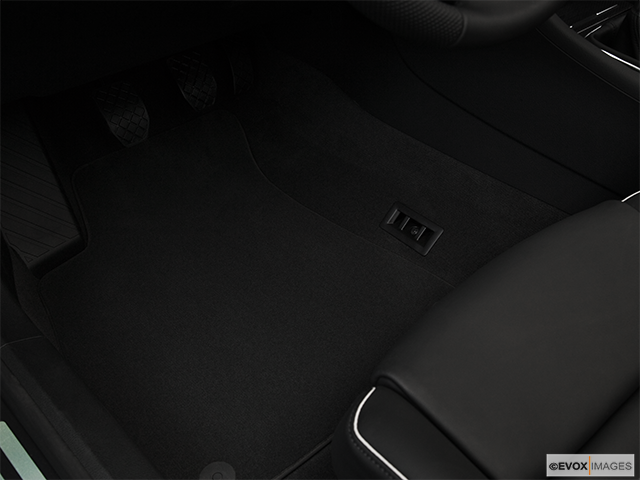 2009 Audi S4 Driver's floor mat and pedals. Mid-seat level from outside looking in