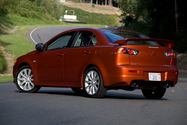 Mitsubishi lancer 2009 года