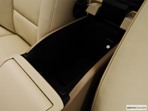 2009 Volvo S80 Front center divider