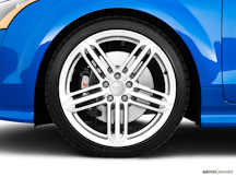 2010 Audi TTS Front Drivers side wheel at profile