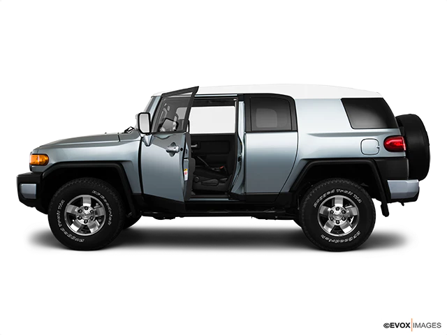 2010 Toyota FJ Cruiser Review | CARFAX Vehicle Research