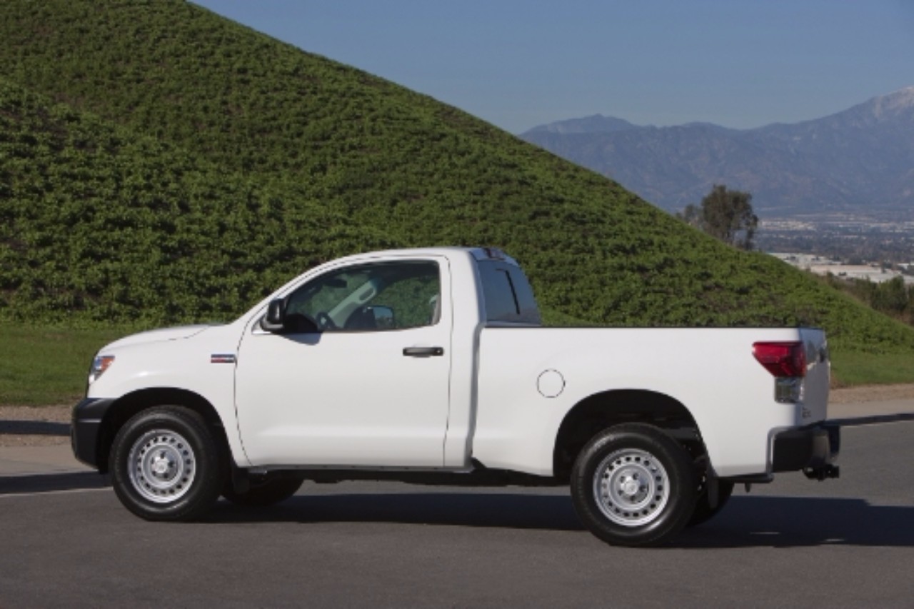 ●【訳アリ】　Tundra　他言語　１枚 2013 Toyota Tundra Limited: Two in One | Limited Slip Blog