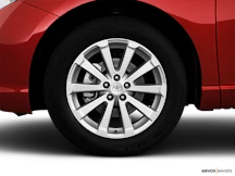 2010 Toyota Venza Front Drivers side wheel at profile