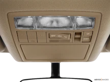 2010 Toyota Venza Courtesy lamps/ceiling controls