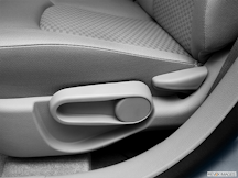 2011 Chevrolet HHR Seat Adjustment Controllers