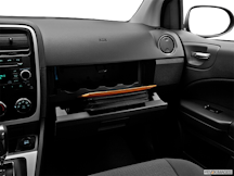 2011 Dodge Caliber Glove box open